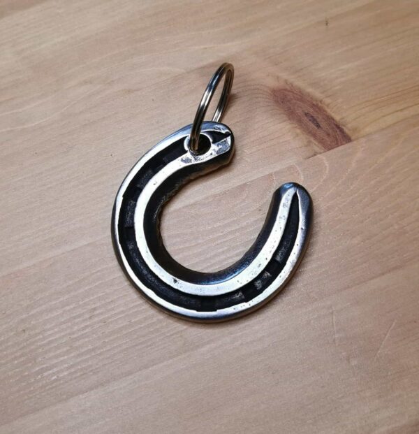 mini horse shoe keyring